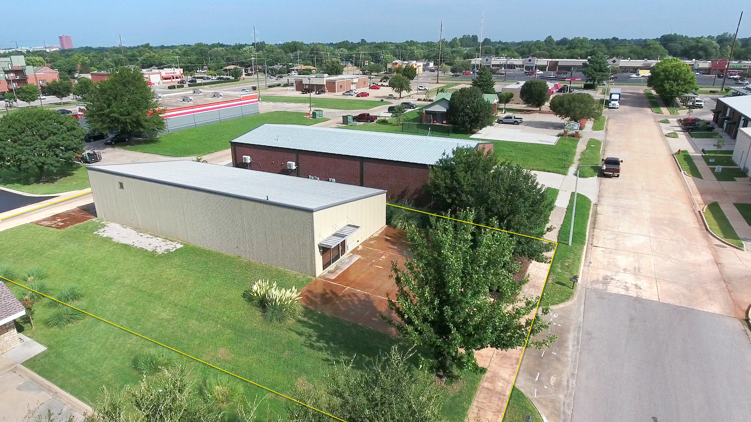Property photo 3 - SEALED BID AUCTION - 3,600 SQ. FT. COMMERCIAL BUILDING IN NORMAN, OKLAHOMA